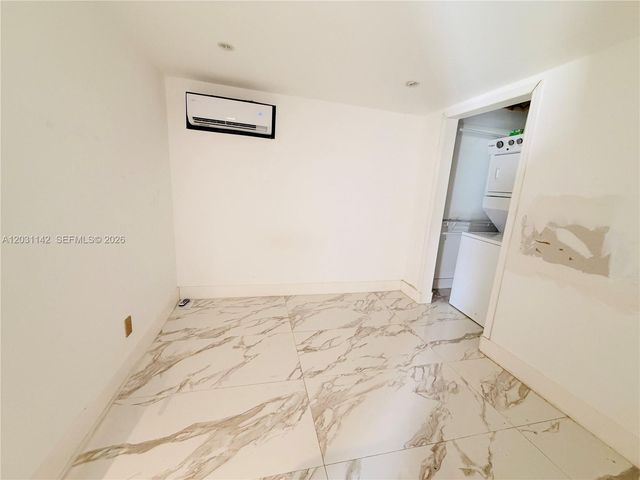 201 Calle Grande Dr 1, Hollywood, FL 33021