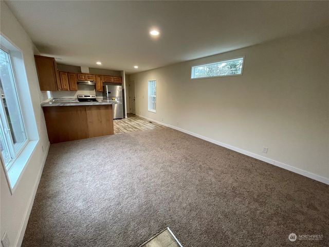 1816 S Melbourne Street #9, Westport, WA 98595
