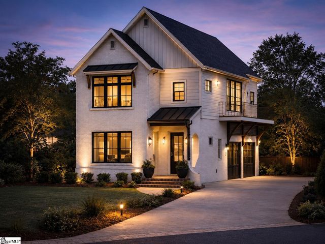 223 S Calhoun Street, Greenville, SC 29601
