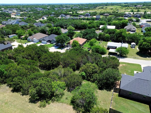 2212 Pedernales Court, Granbury, TX 76048