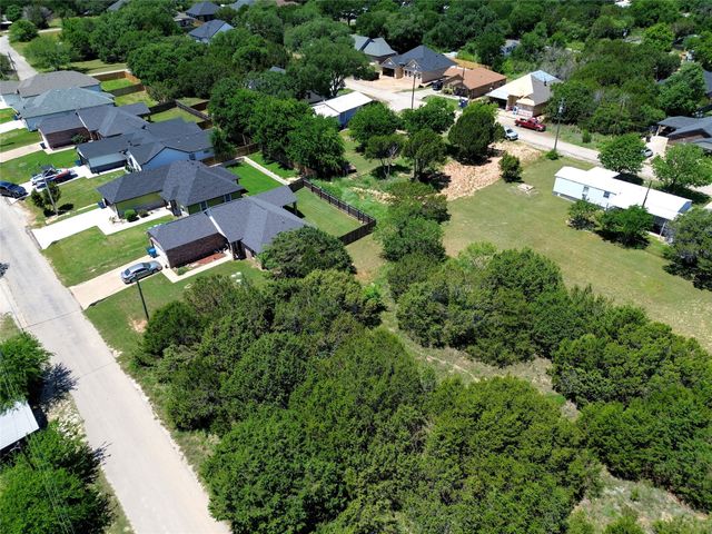 2212 Pedernales Court, Granbury, TX 76048