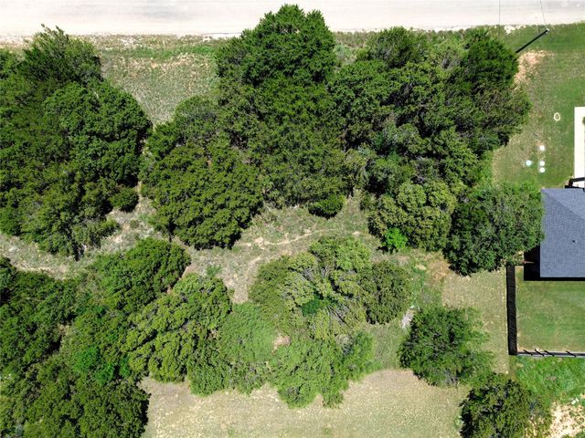 2212 Pedernales Court, Granbury, TX 76048