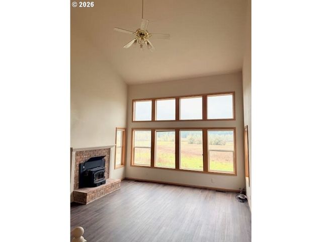 85254 LORANE Hwy, Eugene, OR 97405