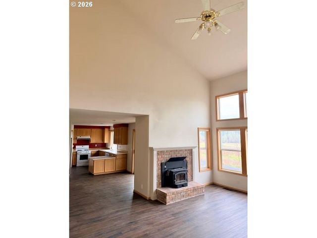 85254 LORANE Hwy, Eugene, OR 97405