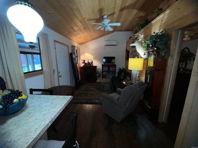 438 Harpers Cove, Shirley, AR 72153