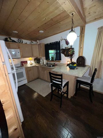 438 Harpers Cove, Shirley, AR 72153