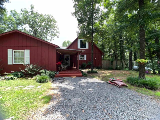 438 Harpers Cove, Shirley, AR 72153