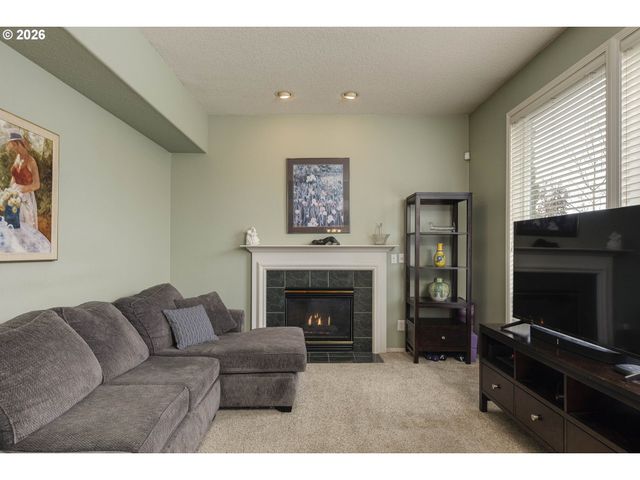 6171 Nw SNOWLILY Dr, Portland, OR 97229