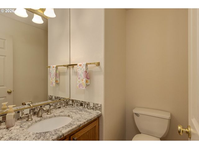 6171 Nw SNOWLILY Dr, Portland, OR 97229