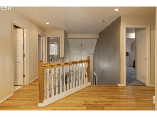 6171 Nw SNOWLILY Dr, Portland, OR 97229