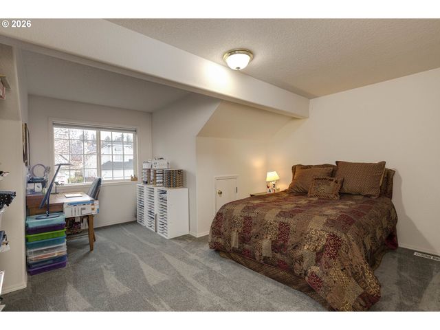 6171 Nw SNOWLILY Dr, Portland, OR 97229