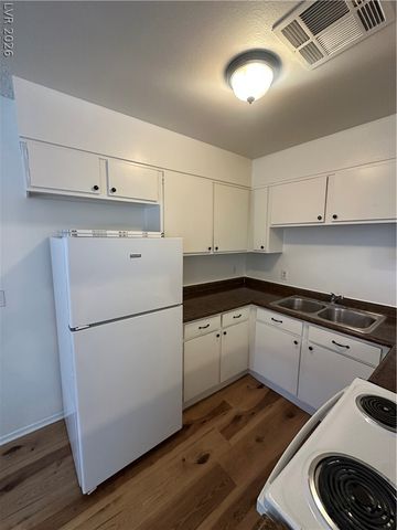 3355 Sylvia Street 4, Las Vegas, NV 89121