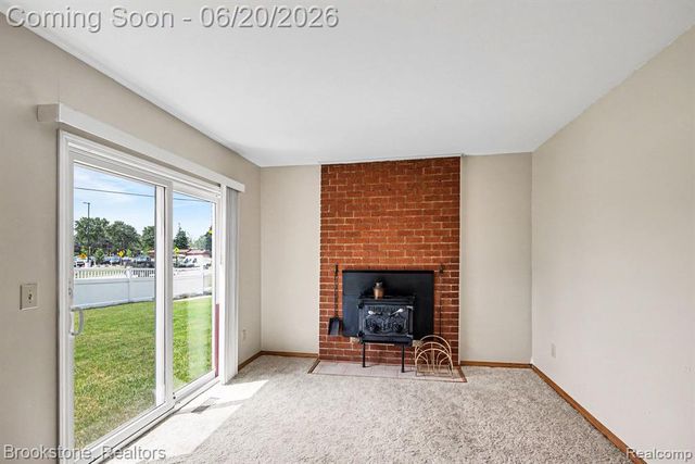 39111 Theresa Court, Sterling Heights, MI 48313
