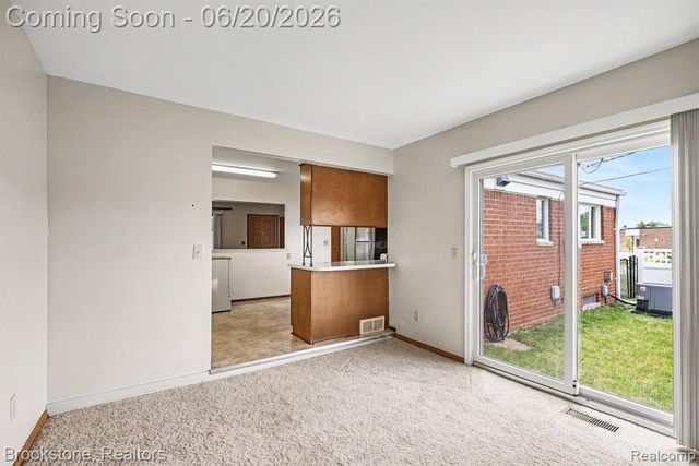 39111 Theresa Court, Sterling Heights, MI 48313