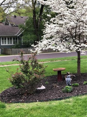 6700 Marty Street, Overland Park, KS 66204