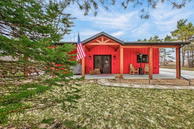 875 E Jackson Road, Hart, MI 49420