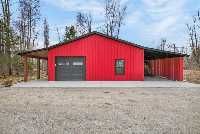 875 E Jackson Road, Hart, MI 49420