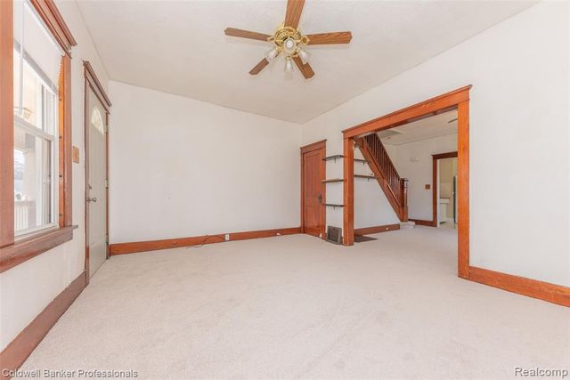 35324 Chestnut Street, Wayne, MI 48184