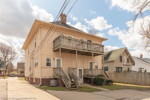 35324 Chestnut Street, Wayne, MI 48184