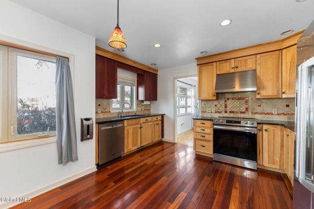 2318 Plum Street, Niskayuna, NY 12309