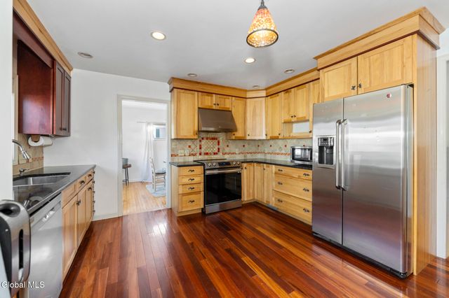 2318 Plum Street, Niskayuna, NY 12309