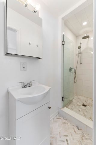 2318 Plum Street, Niskayuna, NY 12309