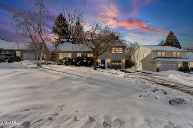 2318 Plum Street, Niskayuna, NY 12309