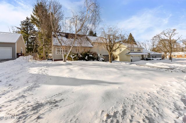 2318 Plum Street, Niskayuna, NY 12309