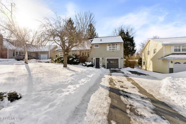 2318 Plum Street, Niskayuna, NY 12309