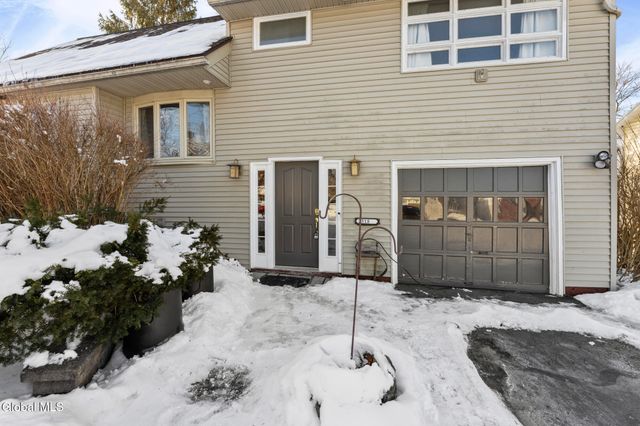 2318 Plum Street, Niskayuna, NY 12309