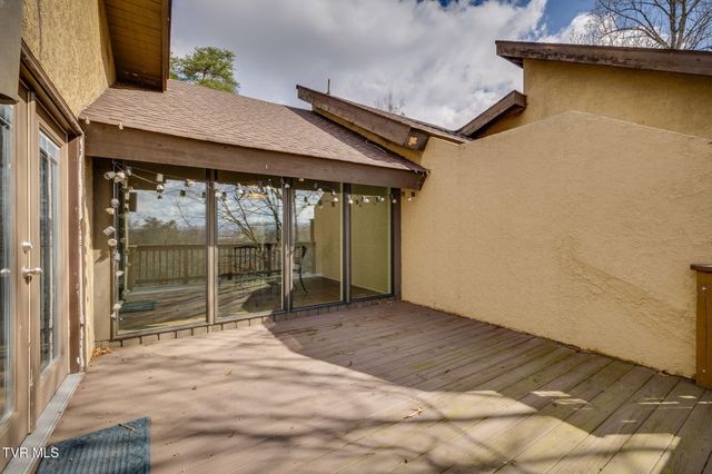 111 Tree Top Lane 111, Johnson City, TN 37601