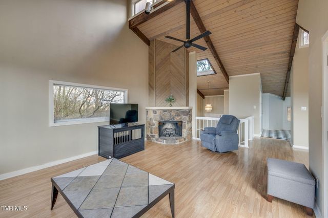 111 Tree Top Lane 111, Johnson City, TN 37601