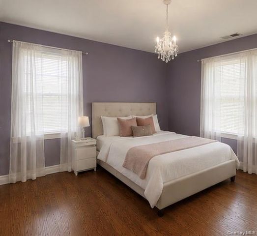 424 Bellevue Avenue, Yonkers, NY 10703