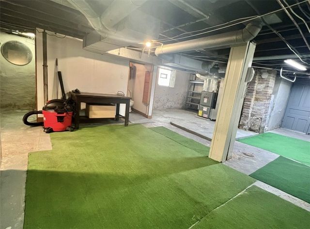 539 Pine St, Mt Pleasant Boro, PA 15666