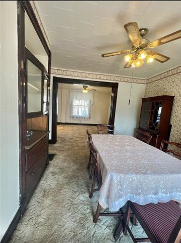 539 Pine St, Mt Pleasant Boro, PA 15666