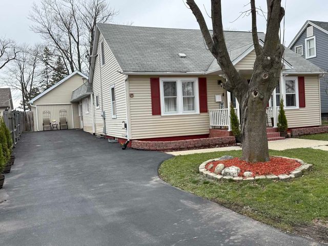 1010 Osmond Avenue, Antioch, IL 60002