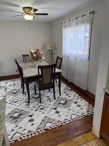 1010 Osmond Avenue, Antioch, IL 60002