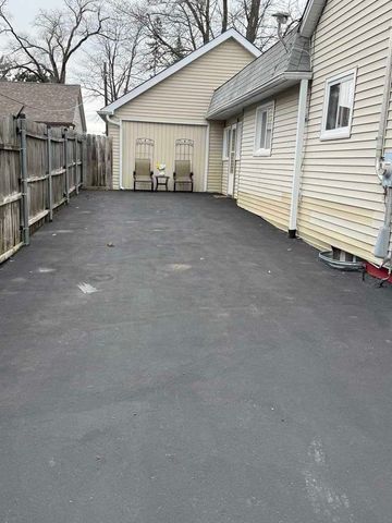 1010 Osmond Avenue, Antioch, IL 60002