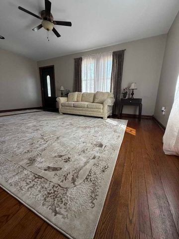 1010 Osmond Avenue, Antioch, IL 60002