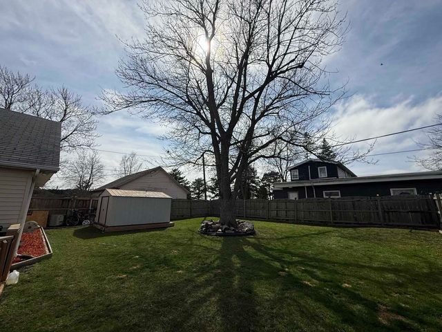 1010 Osmond Avenue, Antioch, IL 60002