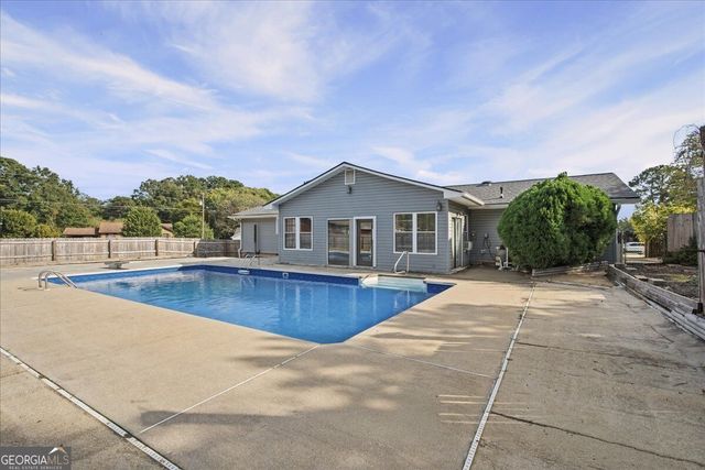 2293 Briarwood Circle SW, Conyers, GA 30094