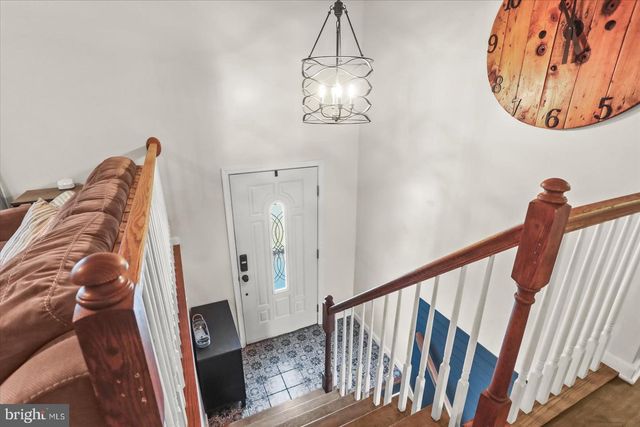 3175 W COLLEGE AVE, York, PA 17408