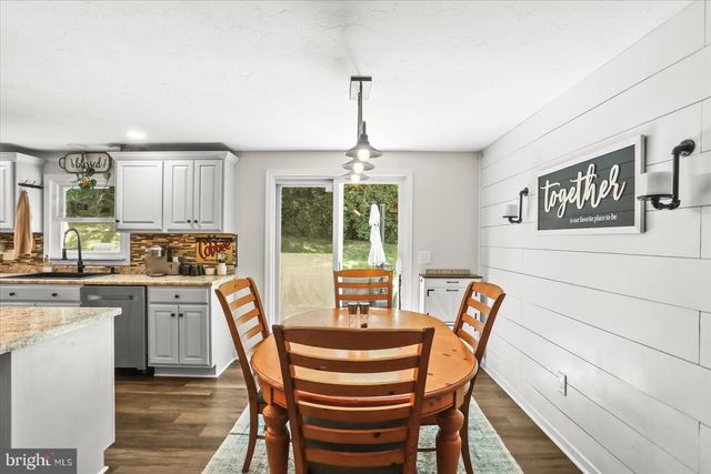 3175 W COLLEGE AVE, York, PA 17408