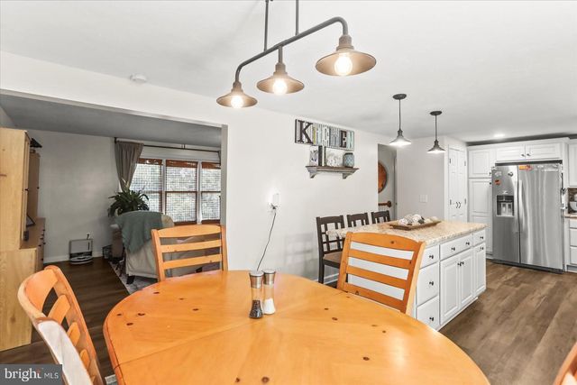 3175 W COLLEGE AVE, York, PA 17408