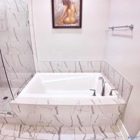 404 Tillane Park Circle, Huntsville, AL 35824