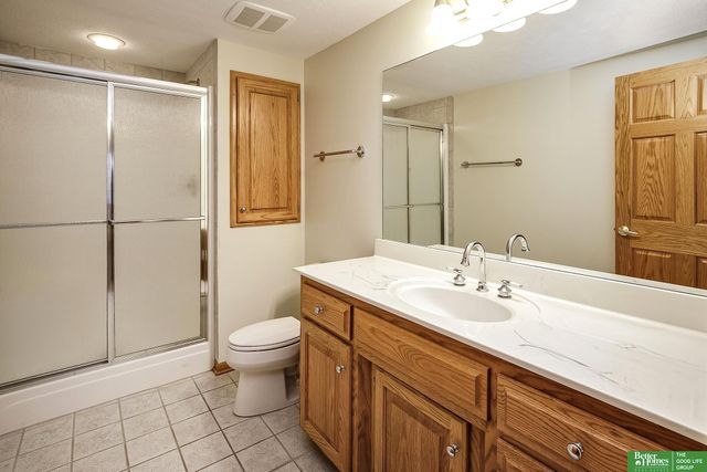 13309 Nicholas Street, Omaha, NE 68154