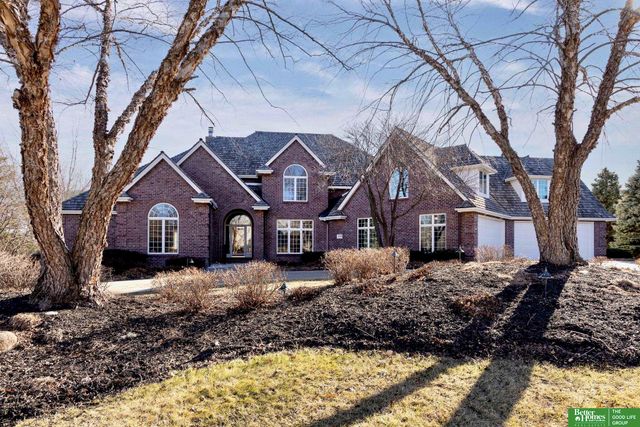 13309 Nicholas Street, Omaha, NE 68154