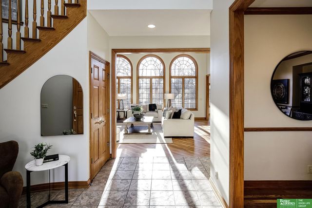 13309 Nicholas Street, Omaha, NE 68154