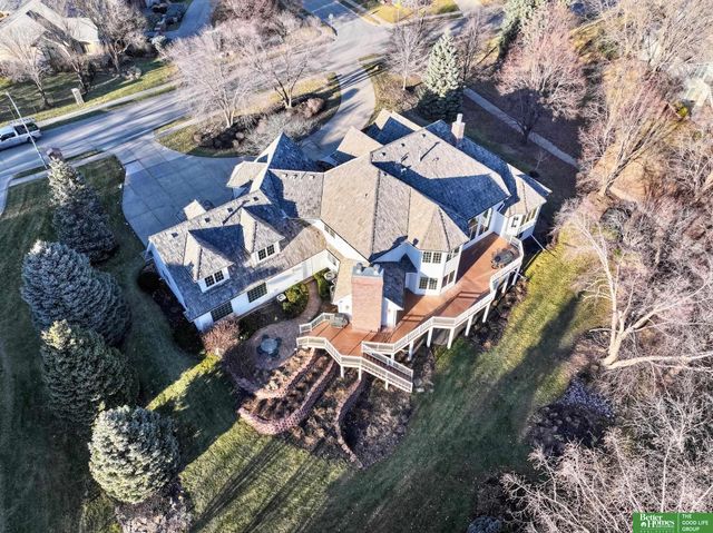 13309 Nicholas Street, Omaha, NE 68154