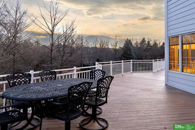 13309 Nicholas Street, Omaha, NE 68154